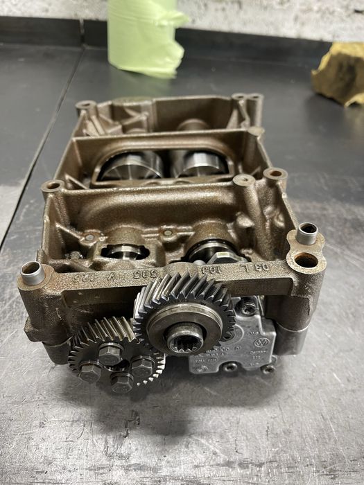 Колінвал 2.0 tdi Audi Q5 A6 A4 VW Crafter  Amarok Tiguan Skoda Superb