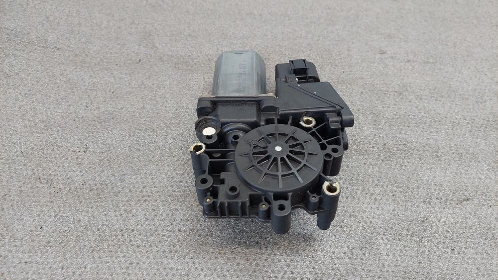Motor vidro frente direito AUDI A4 Avant (8D5, B5)