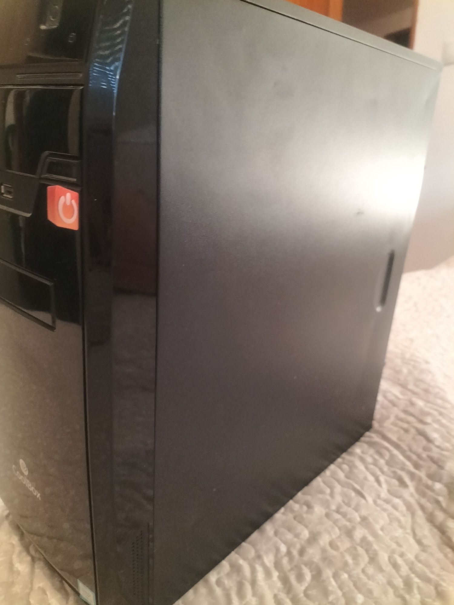 PC (Computador Desktop/Torre)