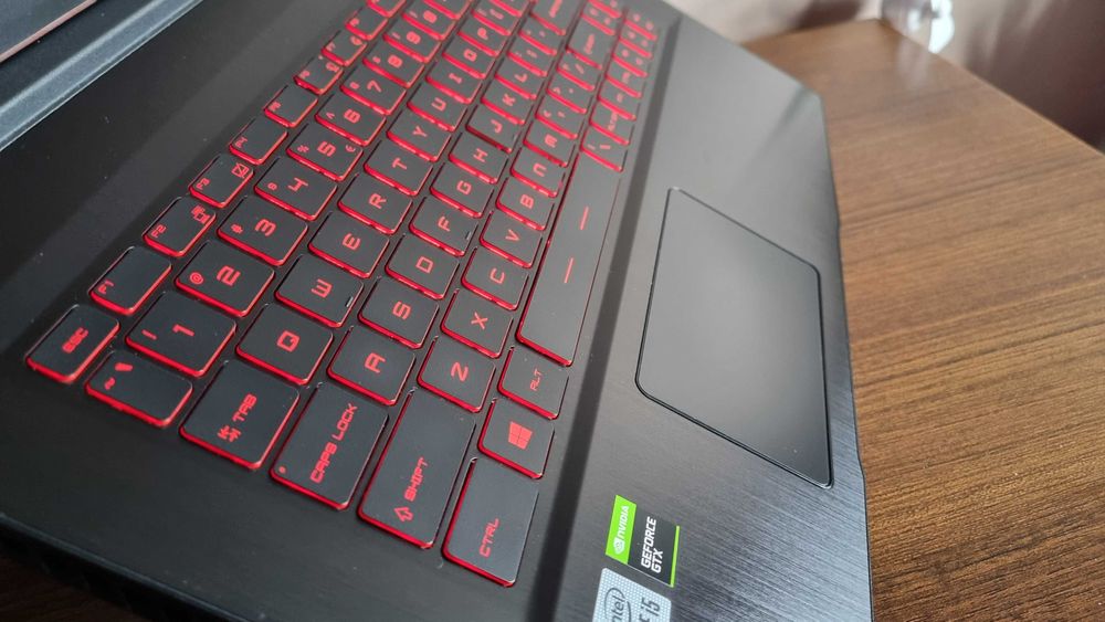 MSI Thin GF63 i5-10500H/GTX1650/8GB/512GB/144Hz/Gwarancja