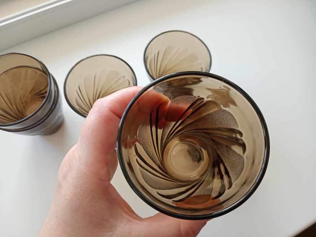 Продам стаканы из коричневого стекла