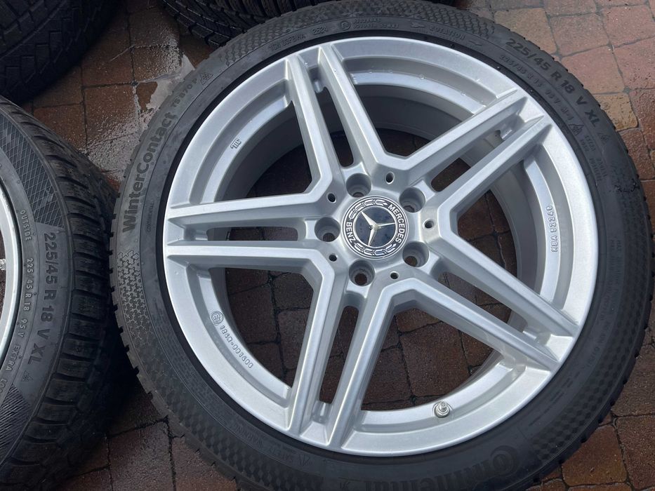 3983. Koła zimowe Mercedes GLA GLB GLK 5x112 235/55/18 Michelin