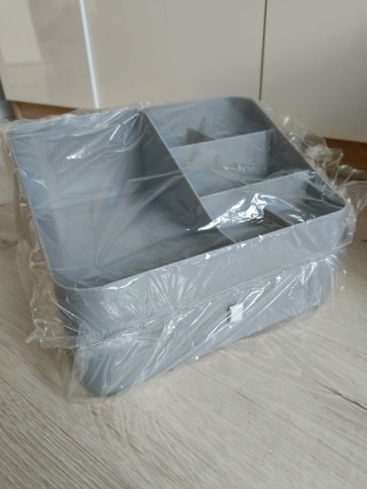 Nowy organizer pojemnik na drobiazgi biżuterię kosmetyki