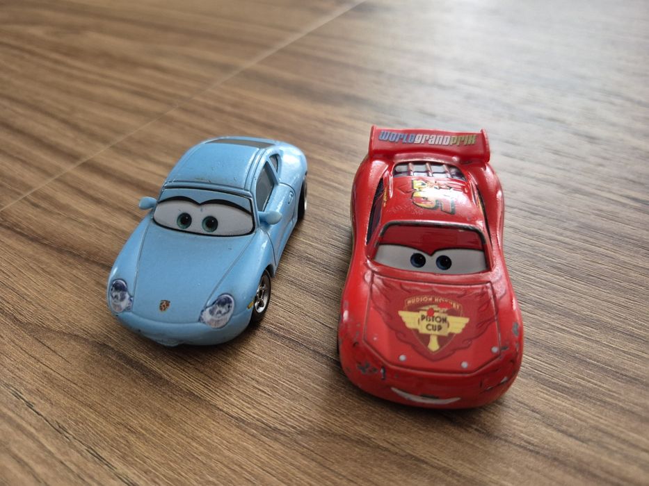 2 auta z serii "AUTA" cars DISNEY - OKAZJA!