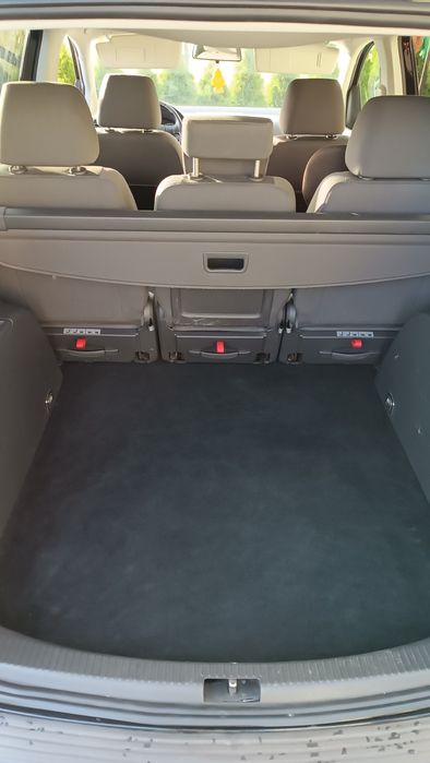 VW Touran Lift  1.9 TDI BLS