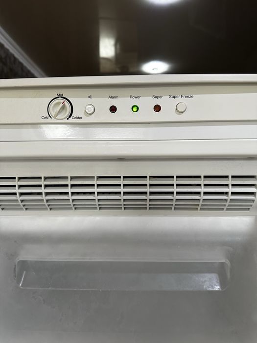 Морозильна камера Candy