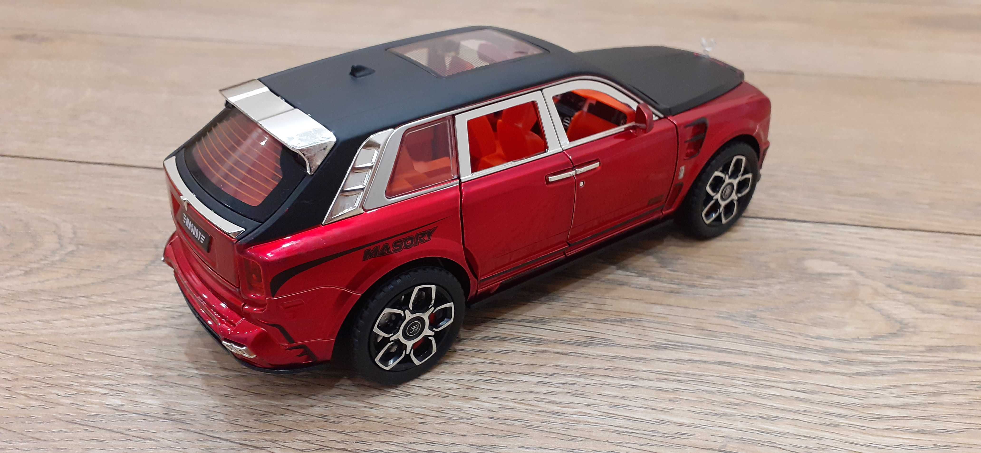 Rolls Royce Culinan Masory 1:24, napęd, światła, dźwięk
