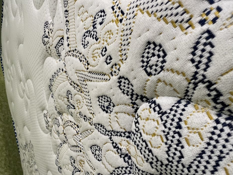 Матрац ортопедичний безпружинний