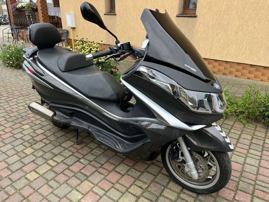 Piaggio X10  125 - 2014 rok - Akrapovic