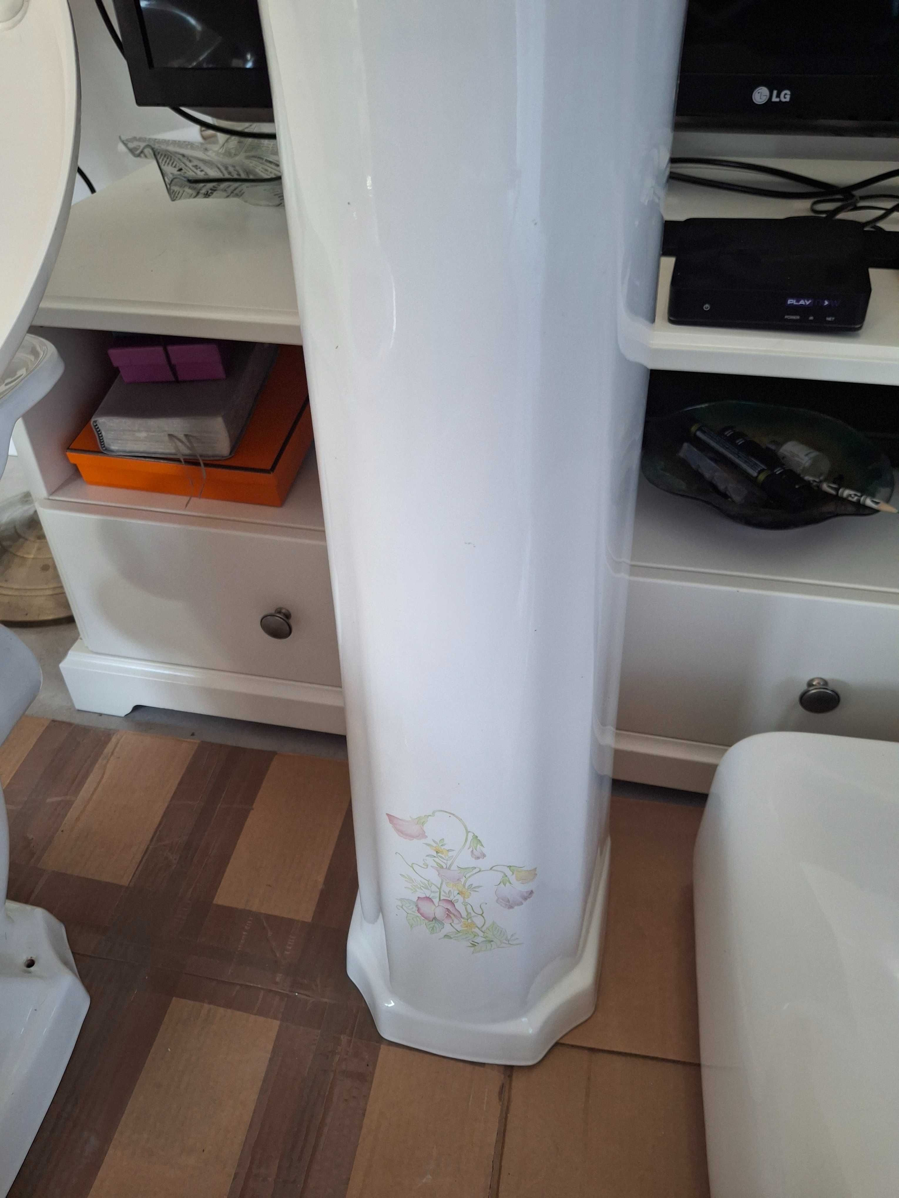 Używany zestaw łazienkowy w stylu angielskim. Tylko odbiór osobisty