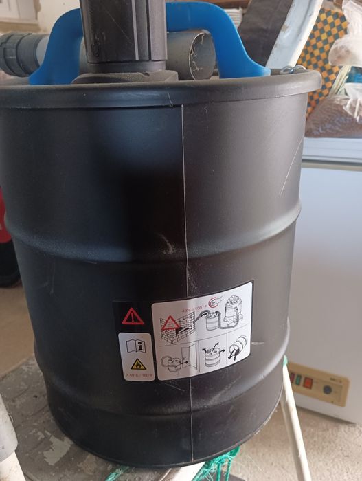 Reservatório (aspirador) cinzas