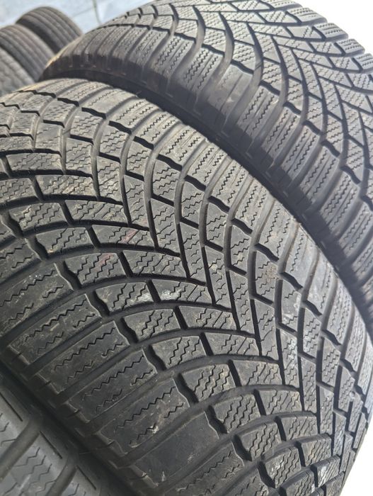 235/45R18 Bridgestone Blizzak