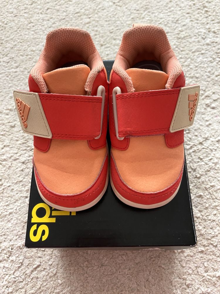 Buty sportowe Adidas dziecięce na rzep r. 21 dl 13,5 cm pomarańczowe