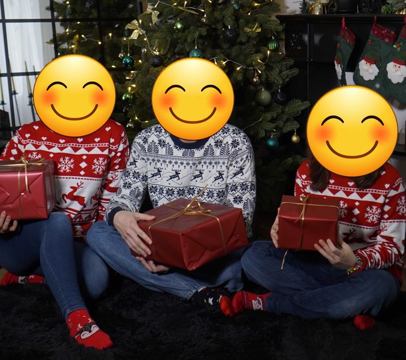 Ładne swetry świąteczne