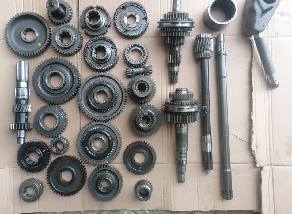 Części skrzyni biegów Case 956,856,845,844,745,744,743,1056