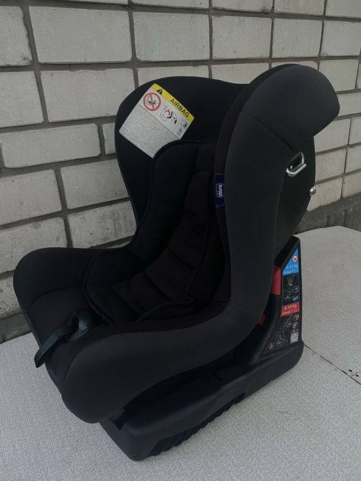 Автокрісло Chicco cosmos 0-13kg / 9-18kg