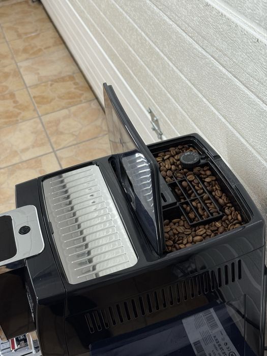 Кавомашина Delonghi Dinamica Plus