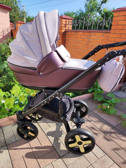 Продам коляску 2 в 1