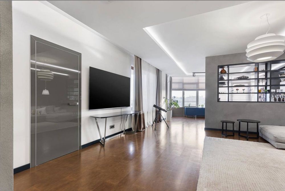 ЖК Ланжерон/3 комн с ремонтом и мебелью/178 метров/прямой вид моря!