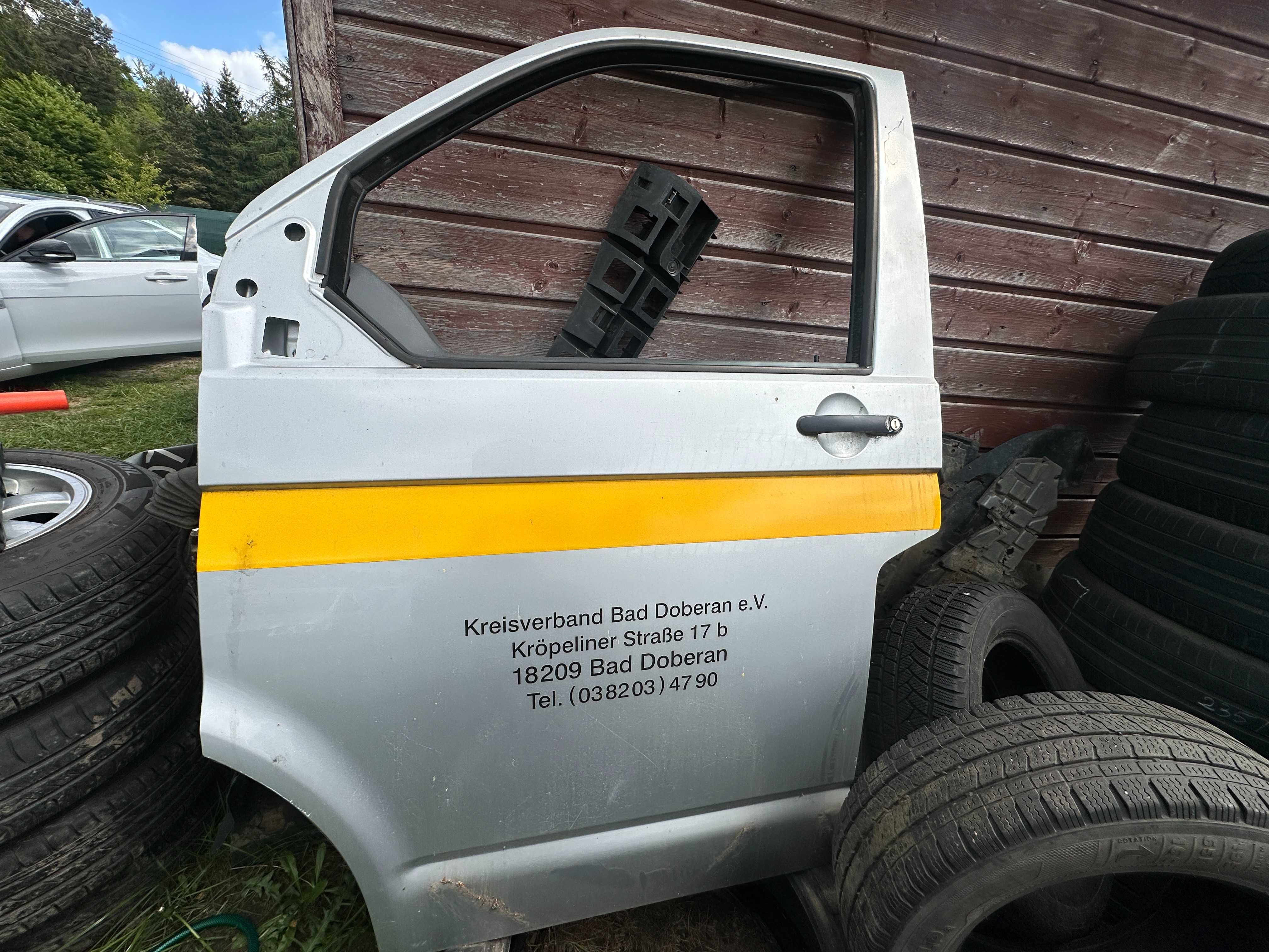 Drzwi Przód Przednie VW T5 Strona Lewa BEZ RDZY