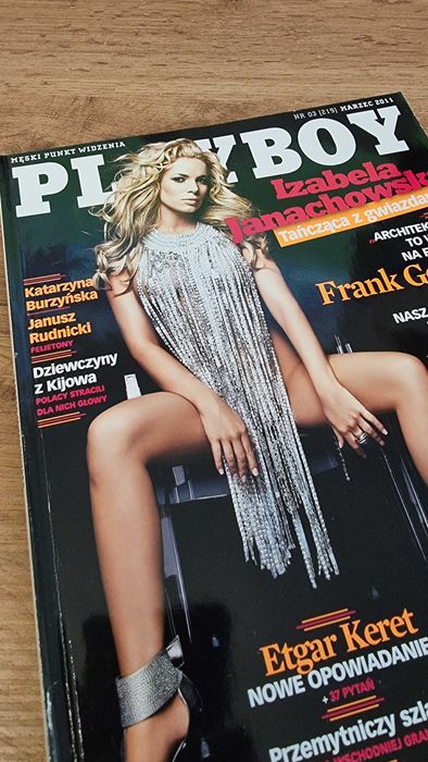 Playboy 3/2011 - Izabela Janachowska, Viktória Metzker, Iza Łukomska
