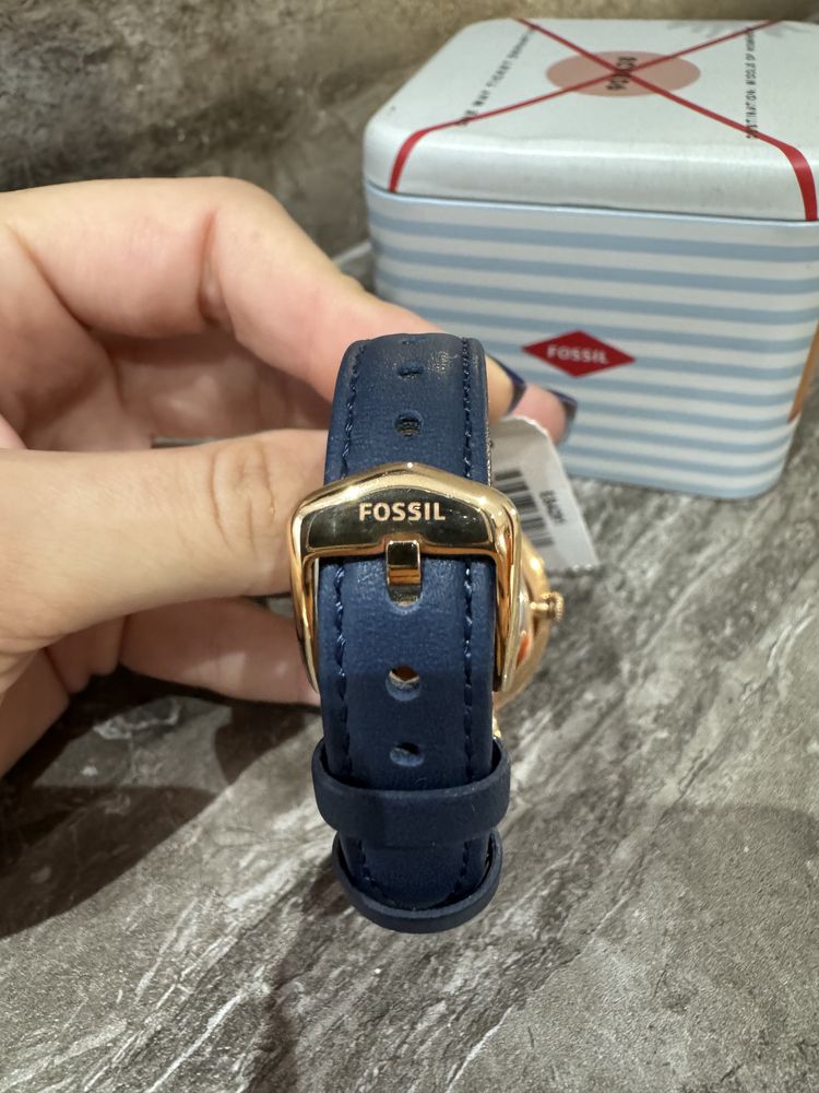 Годинник Fossil