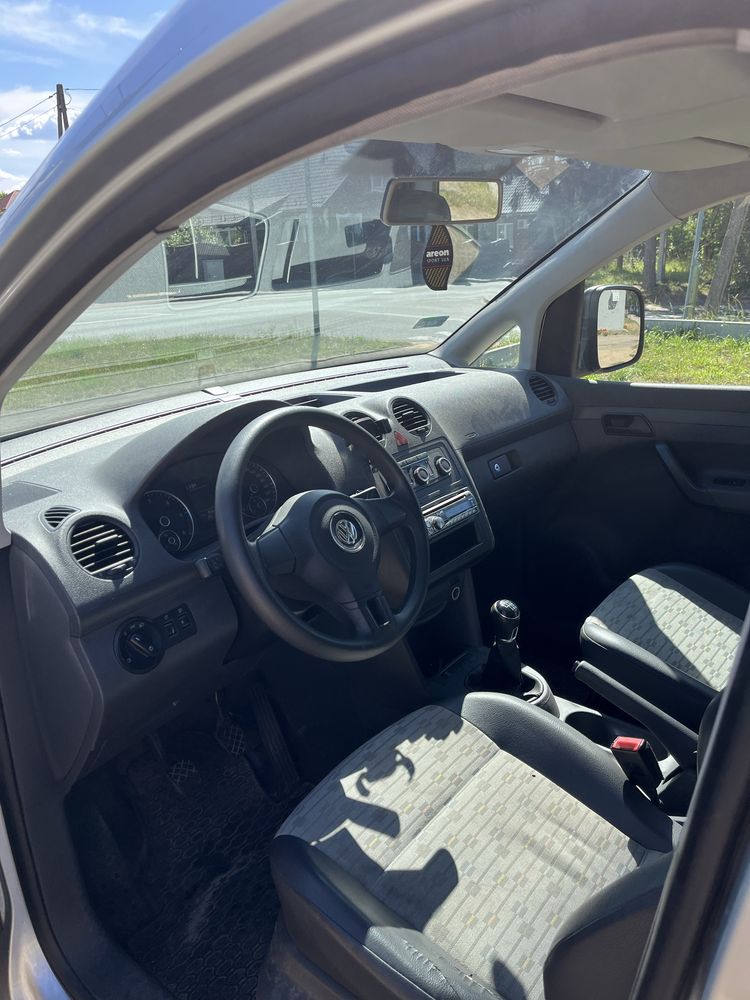 Voklswagen caddy maxi 2012r 2.0tdi