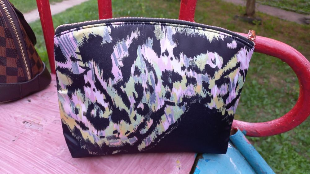 косметичка на замок,клатч,Ted Baker,абстракція, Англія