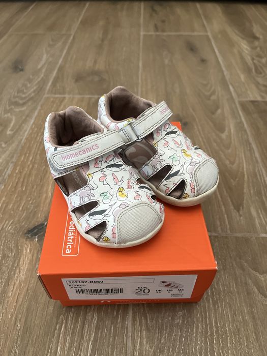 Босоніжки Biomecanics 20 розмір