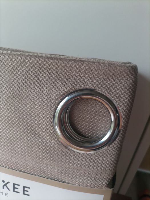 4 zasłony welwetowe na kółkach przelotkach Smukee 4x zasłona beżowa