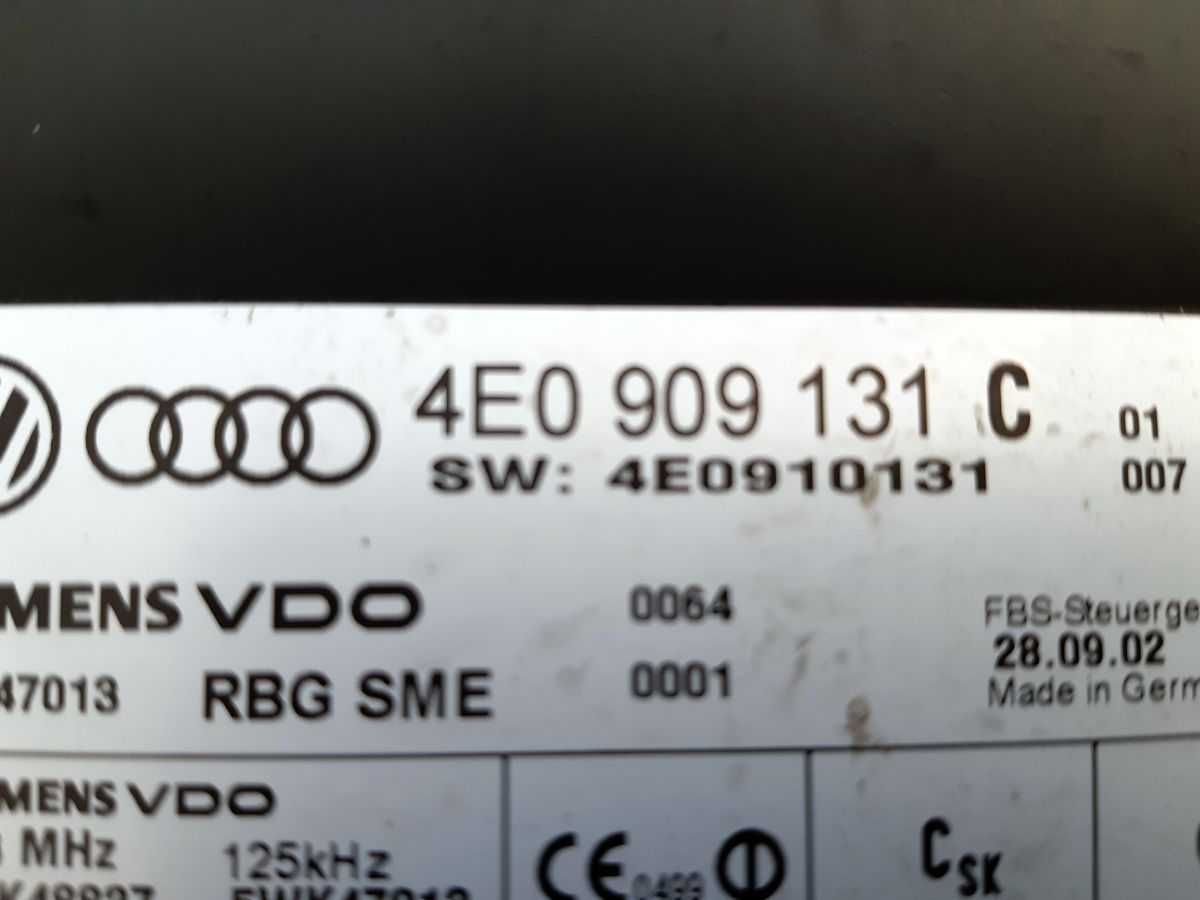 Audi A8 D3 sterownik , moduł KESSY  C   .