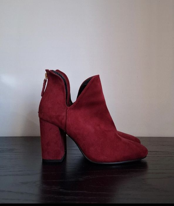 Botas bordeaux com salto