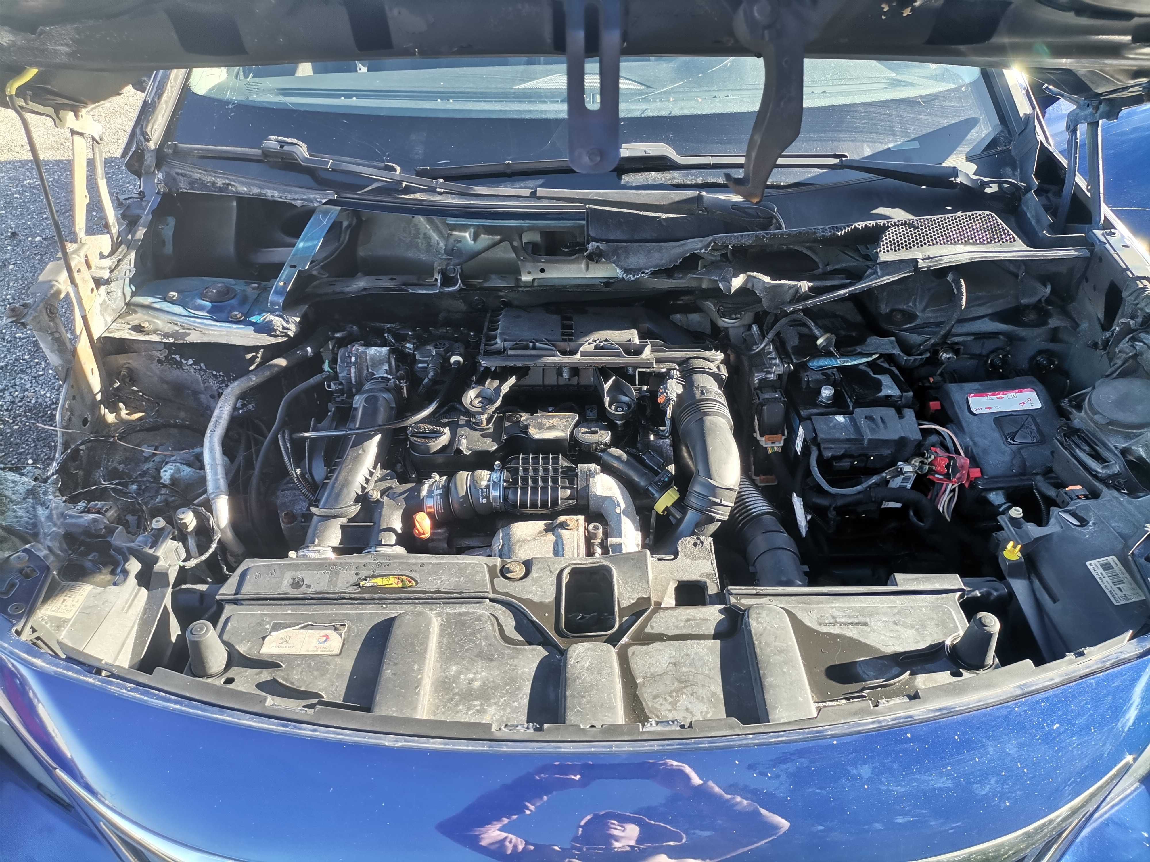 Peugeot 3008 1.6 E-HDI Automática 2018