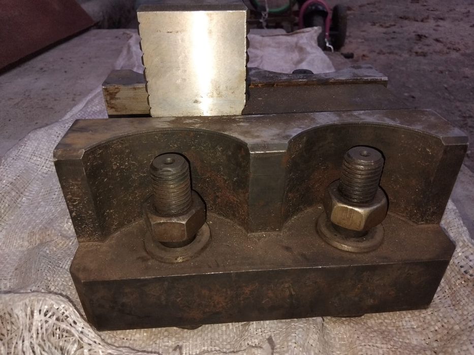 Кулачки для токарнокарусельного верстату