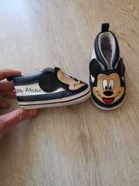 Butki niechodki 18 Mickey Mause Disney