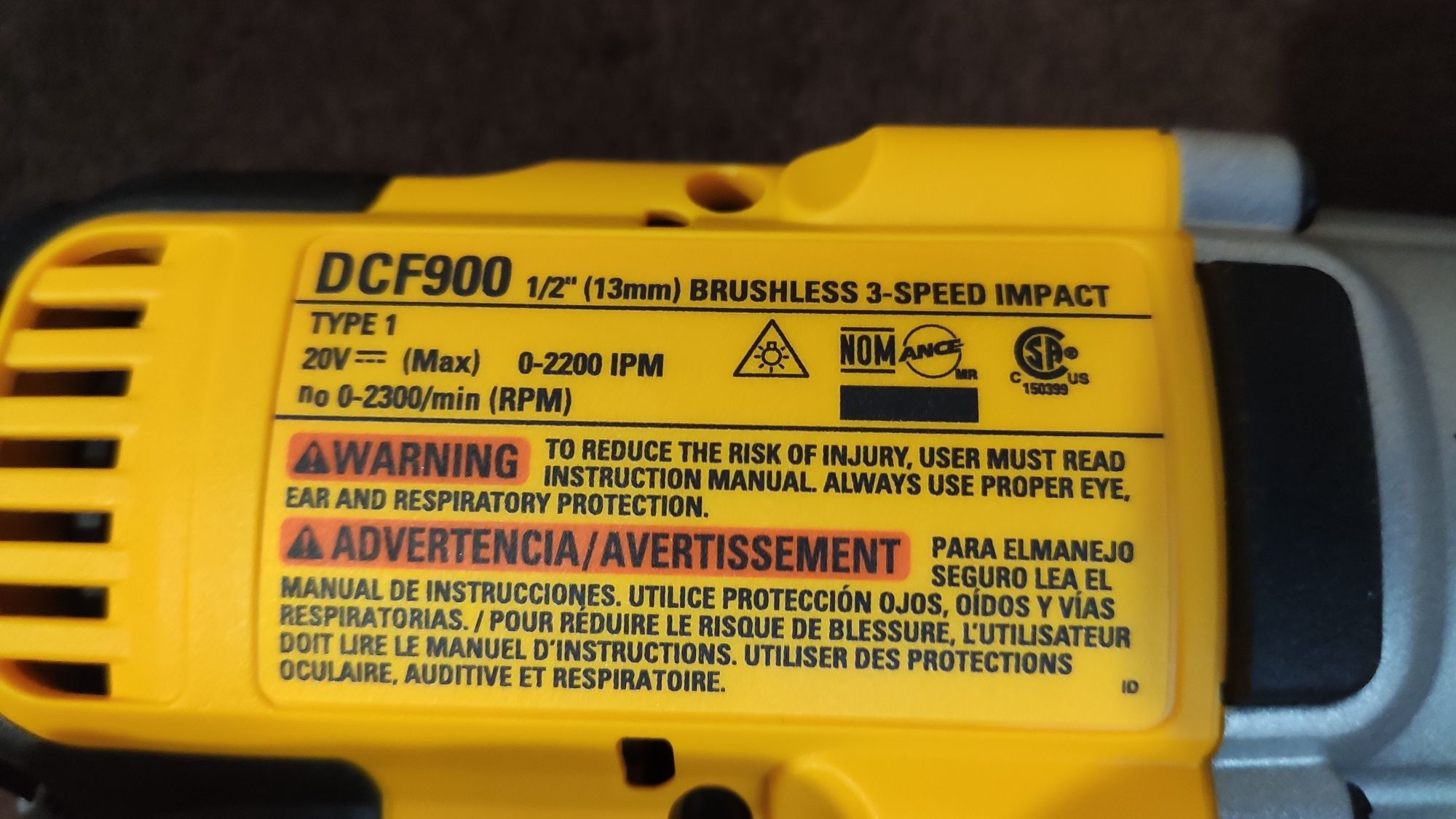 Гайковерт dewalt DCF900 20V