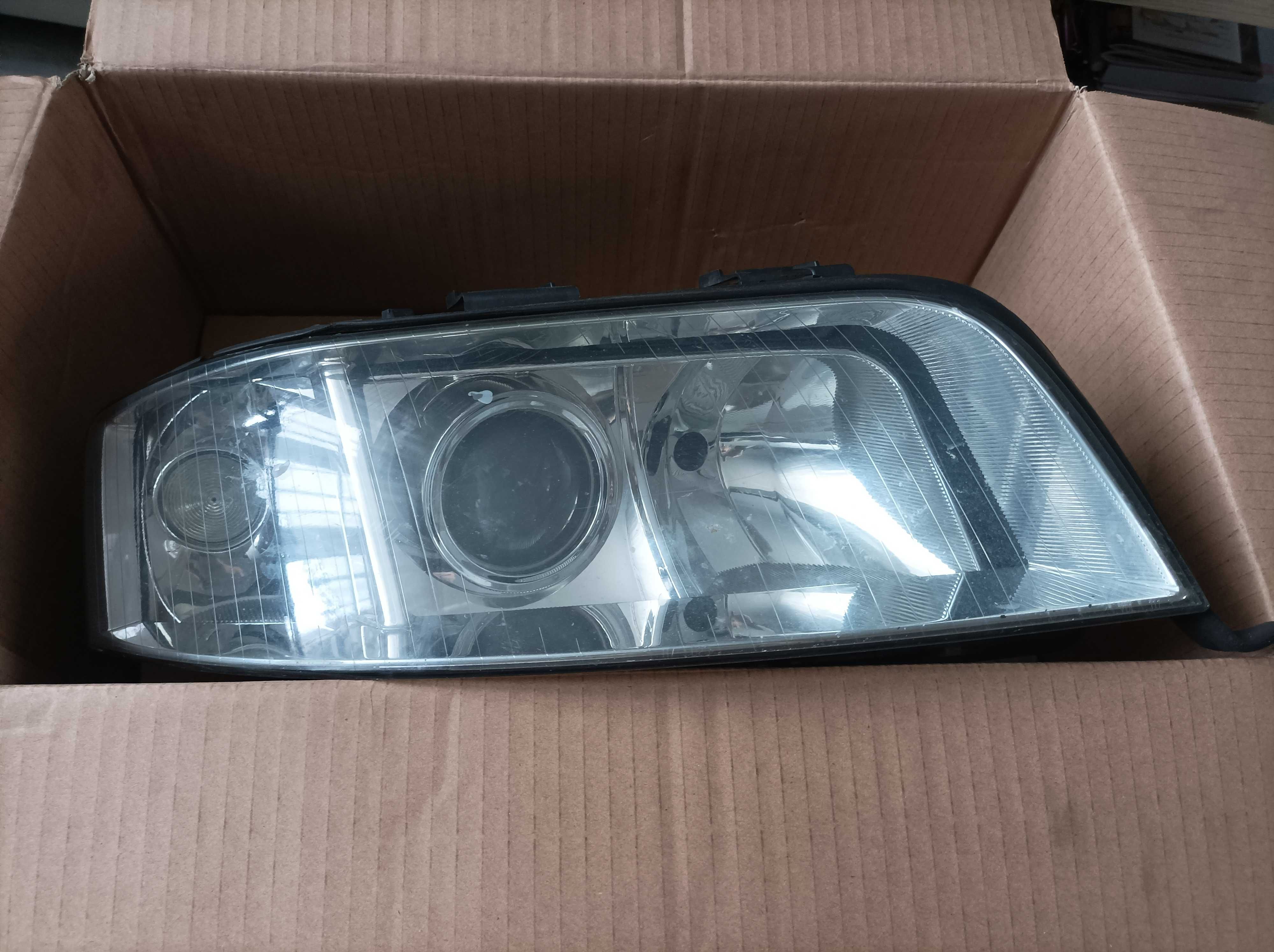 Lampy przód L/R firmy DEPO do Audi A6C5 Avant 2002r.