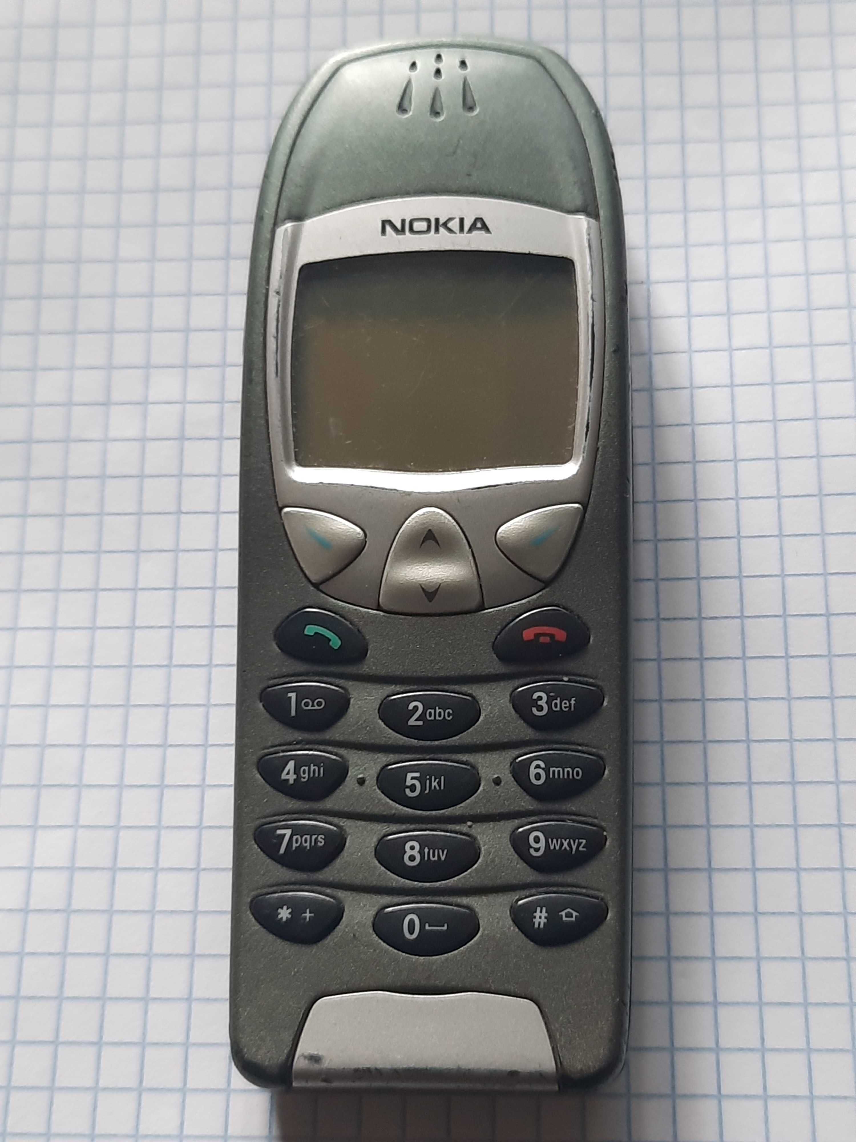 Продам мобильный телефон Nokia 6210