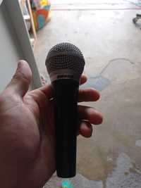 Microfone marca Shure