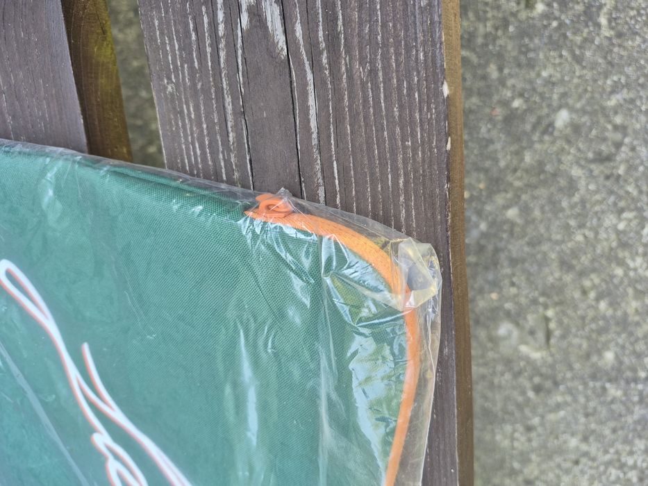 Etui na laptop Lacoste parfums zielone nowe oryginalne zamek