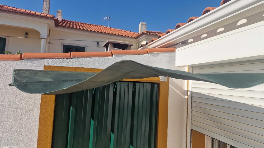 Toldo angular de exterior 135cm
