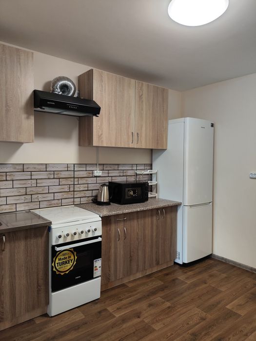 2к.квартира в новобудові Митниця