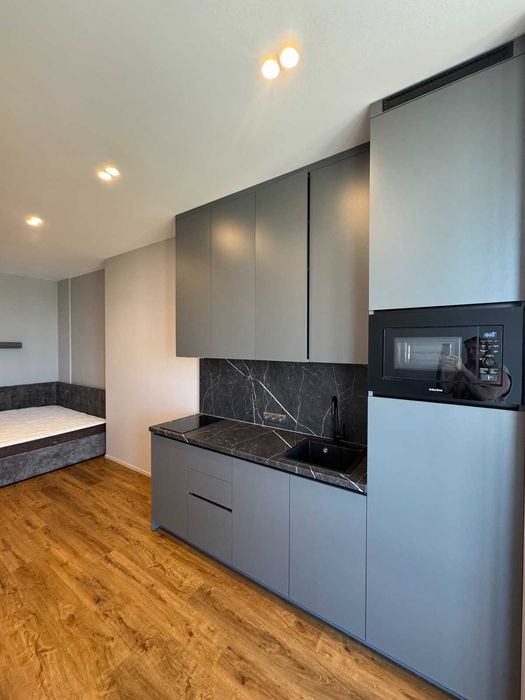 Продам 1 кімнатну квартиру  в житловому   комплексі River Hall