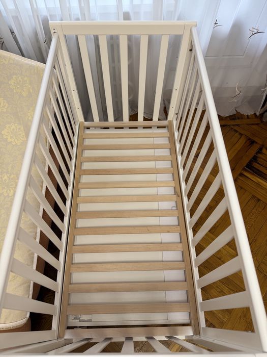 Дитяче ліжко кроватка Верес з маятником та шухлядою+матрац