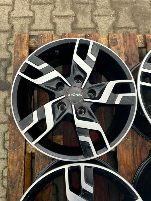 5x130 7j x 17" et33 Porsche SsangYong komplet alufelgi Ronal z TPMS