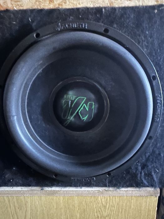 Сабвуфер MACHETE