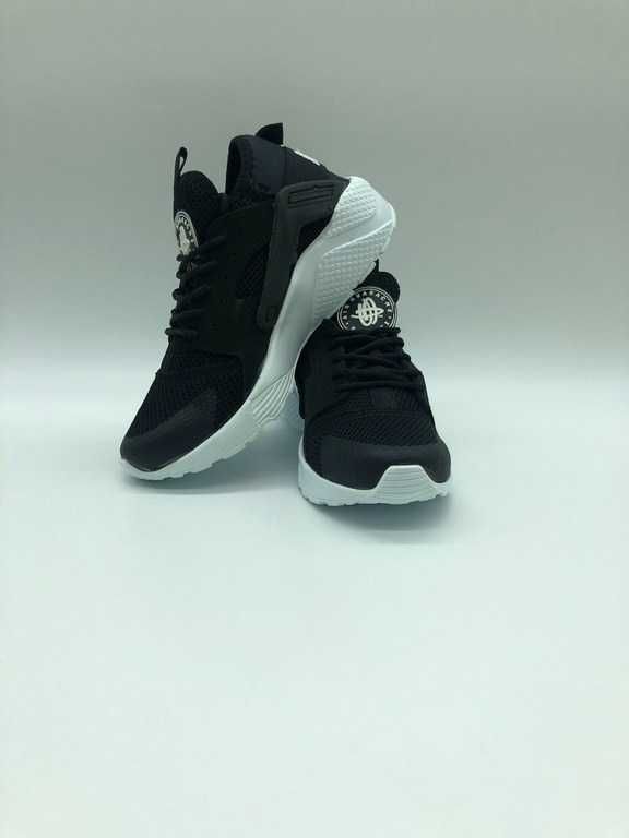 Czarne damskie buty sportowe Nike Huarache  rozmiar 35/36