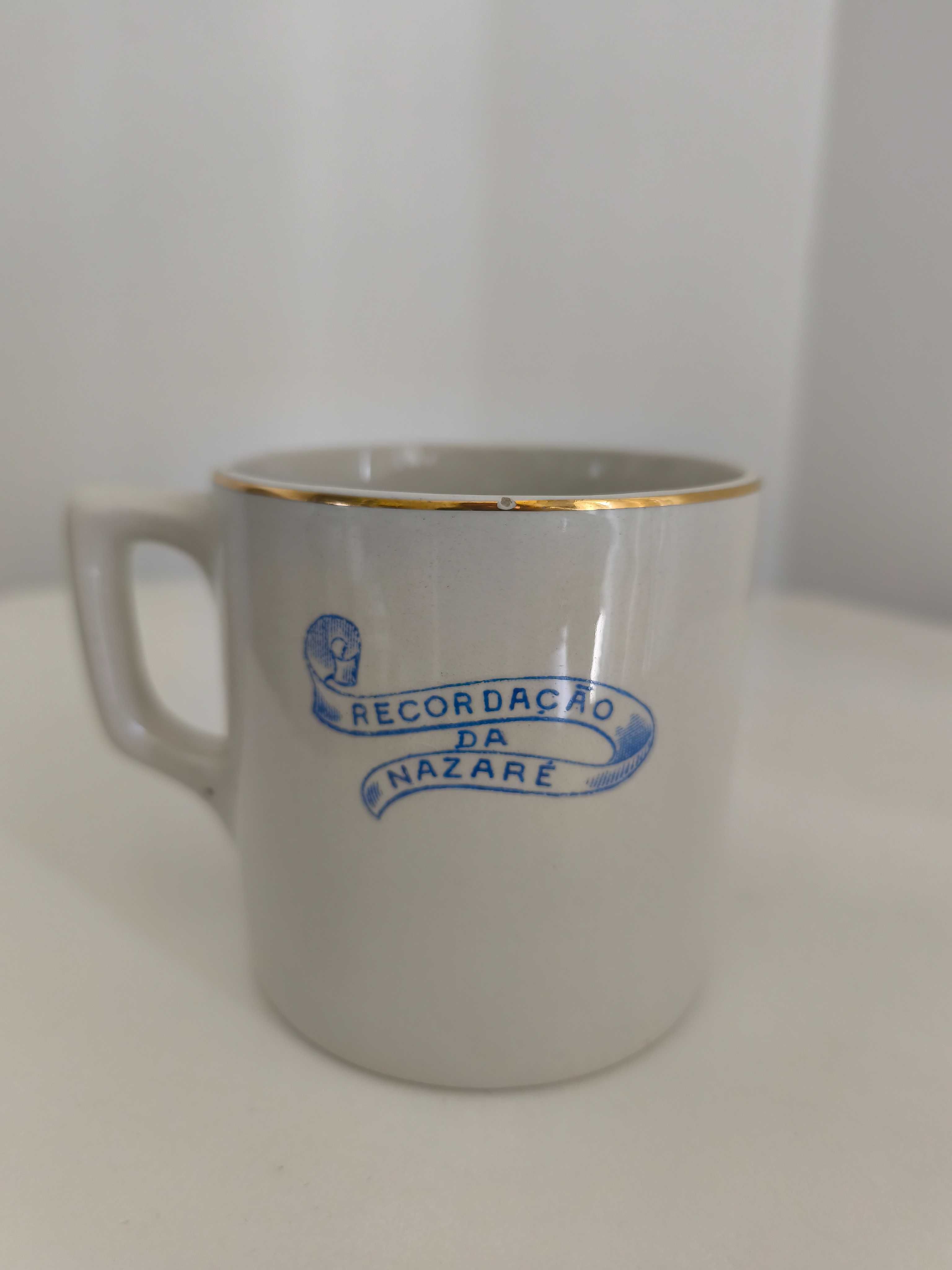 Caneca antiga (Loiça de Sacavém)