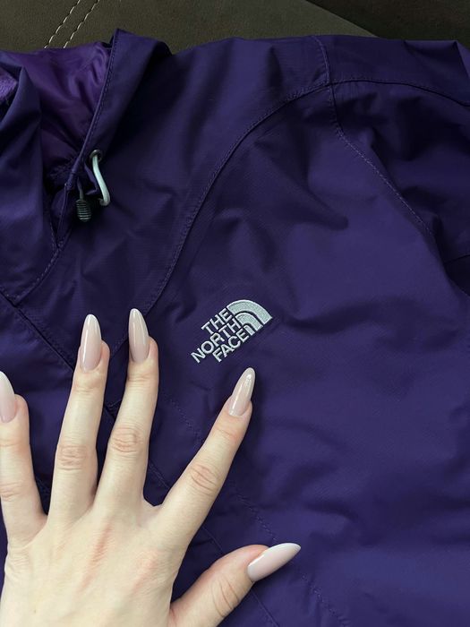 Фіолетова вітровка-дощовик the north face на мембрані hyvent