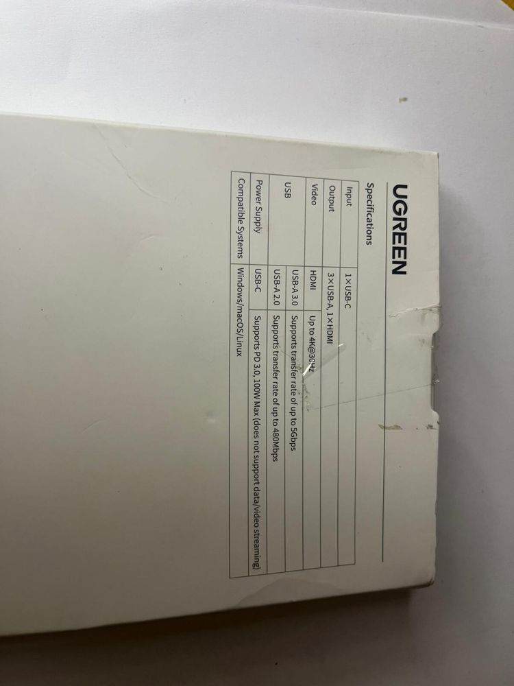 Adapter hub UGREEN